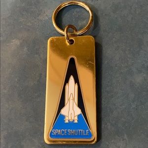 Space shuttle key ring